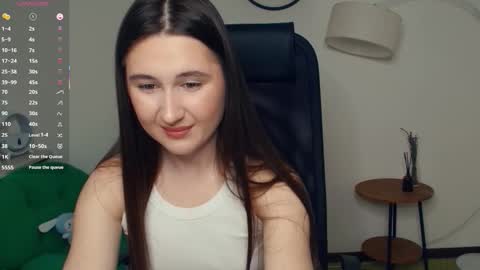 chelsiecleal online show from February 2026 07:43:01 PM