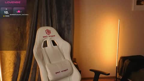LUCASRYANPVT IS OPEN online show from May 2026 03:29:02 PM