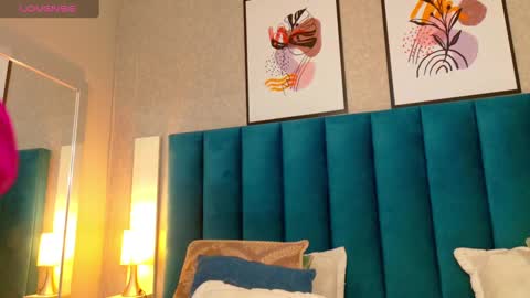 Snapshot of cheneelllorens chatting on January 2025 08:16:01 PM online show from January 2025 08:16:01 PM