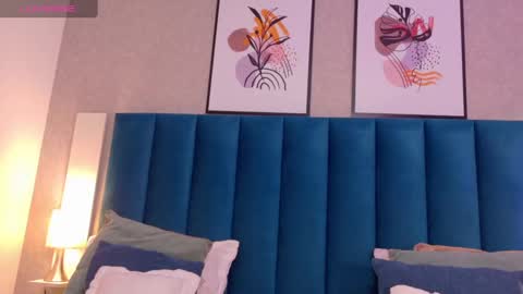 Snapshot of cheneelllorens chatting on September 2025 07:41:01 PM online show from September 2025 07:41:01 PM