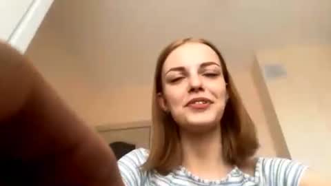 Mia online show from June 2026 10:28:02 AM