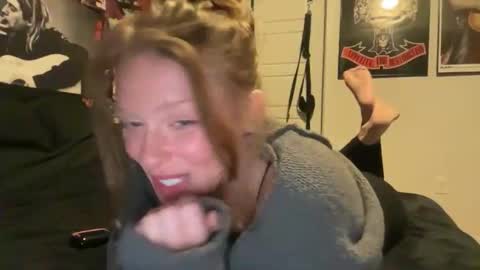 Snapshot of cherriesinchains chatting on March 2026 02:16:01 AM Cherry online show from March 2026 02:16:01 AM