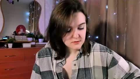 cherry_chapman online show from March 2025 01:09:01 PM