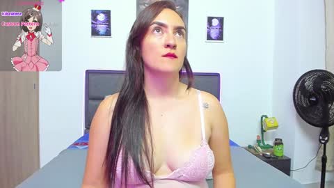 Snapshot of cherry_glam chatting on December 2024 04:42:02 AM I.G online show from December 2024 04:42:02 AM