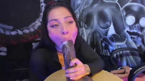 cherry jenklins87 online show from May 2026 02:23:01 PM