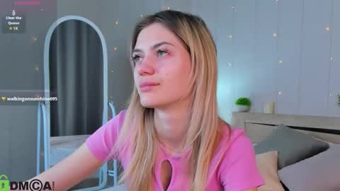 cherry_pr1ce online show from November 2025 12:21:01 AM