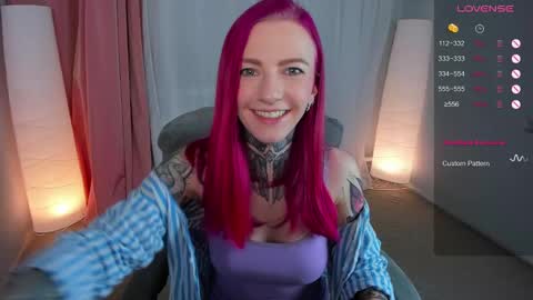 Snapshot of cherry_roxy chatting on March 2025 08:50:02 PM Roxy online show from March 2025 08:50:02 PM