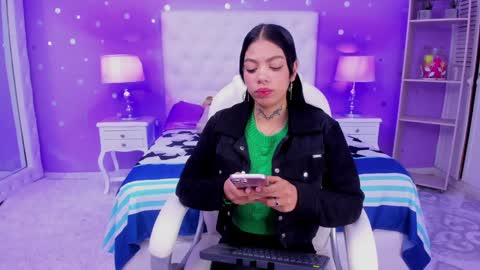 Snapshot of cherry_sussan chatting on January 2025 05:10:02 AM Sussan Cherry online show from January 2025 05:10:02 AM