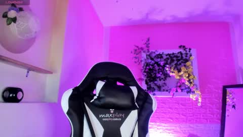     online show from February 2026 11:58:02 AM