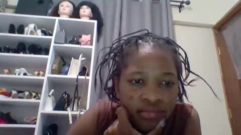 Cherryblossom2002 online show from November 2025 07:29:01 PM