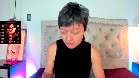 Snapshot of cherryblow_ chatting on December 2025 12:10:02 PM Cherry Glow online show from December 2025 12:10:02 PM