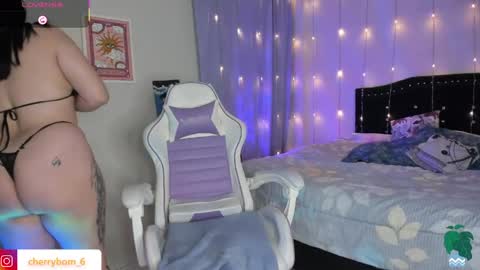  dayis independent model  online show from April 2026 01:58:01 AM