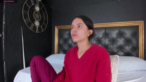 Snapshot of cherrybombs_ chatting on December 2025 12:44:02 PM Cherry online show from December 2025 12:44:02 PM