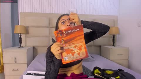 Snapshot of cherrybombs_ chatting on January 2026 01:04:01 PM Cherry online show from January 2026 01:04:01 PM