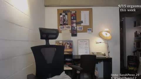 Snapshot of cherrybunny21 chatting on February 2025 07:18:02 AM Sarah Prez online show from February 2025 07:18:02 AM