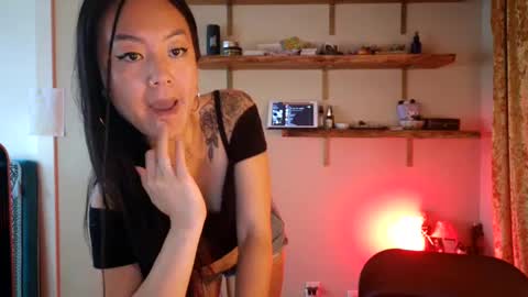 Snapshot of cherrycam777 chatting on September 2025 11:52:01 PM Miss Cherry online show from September 2025 11:52:01 PM