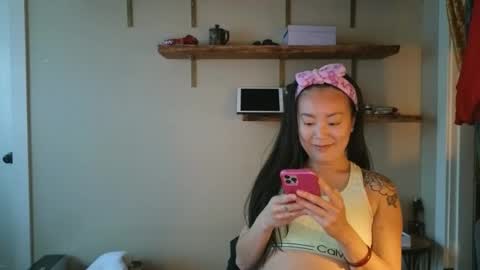 Snapshot of cherrycam777 chatting on November 2025 11:40:02 PM Miss Cherry online show from November 2025 11:40:02 PM