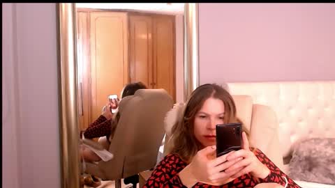 Anna online show from December 2025 02:32:02 AM