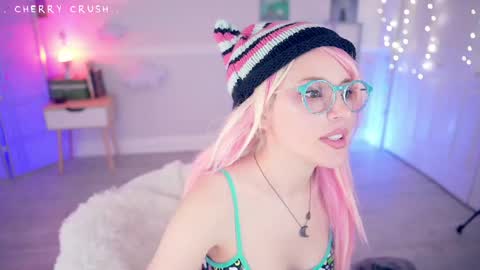 Cherry Crush  online show from May 2026 07:00:02 PM