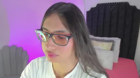 Cherry online show from December 2025 01:38:02 PM