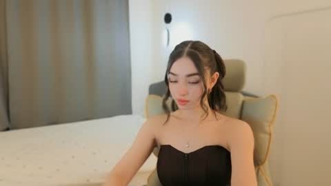 Snapshot of cherrylatte_ chatting on July 2026 07:17:01 PM Kate3 online show from July 2026 07:17:01 PM