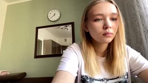 Snapshot of cherryleija chatting on February 2026 05:39:01 AM Lei online show from February 2026 05:39:01 AM