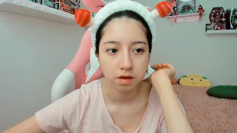 Snapshot of cherrymafer666 chatting on January 2025 06:06:02 PM cherrycute666 online show from January 2025 06:06:02 PM