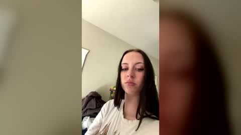 cherrynovaxo online show from July 2026 09:52:02 PM