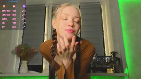 Snapshot of cherrypepperkiss chatting on April 2026 02:46:02 PM Lysia online show from April 2026 02:46:02 PM