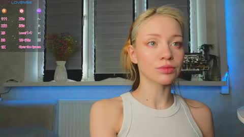 Snapshot of cherrypepperkiss chatting on April 2026 01:43:02 PM Lysia online show from April 2026 01:43:02 PM