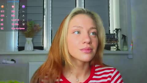 Snapshot of cherrypepperkiss chatting on May 2026 02:45:01 PM Lysia online show from May 2026 02:45:01 PM