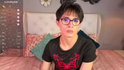 Matias online show from May 2026 02:42:02 AM