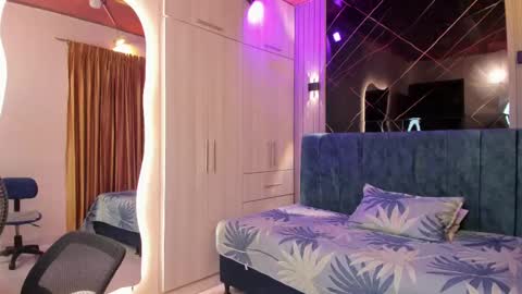 Snapshot of chery_hott chatting on September 2025 11:10:01 AM Cherry Kathalina online show from September 2025 11:10:01 AM