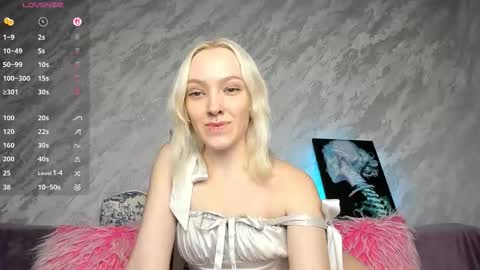 Snapshot of cherylmason chatting on September 2025 12:44:02 AM Cheryl online show from September 2025 12:44:02 AM