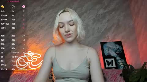 Cheryl online show from February 2026 10:08:02 PM