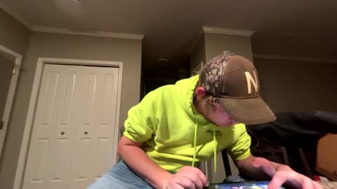 chevycamaro1978 online show from December 2024 12:08:01 AM