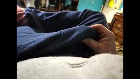 chevyman3219 online show from November 2025 02:35:01 AM