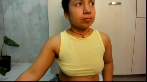 Snapshot of chiarafustox chatting on May 2026 12:30:01 AM Chiara fustox online show from May 2026 12:30:01 AM