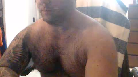 Snapshot of chicagoguy86 chatting on May 2026 03:46:01 AM Chicagoguy86 aka Benny Cooper online show from May 2026 03:46:01 AM