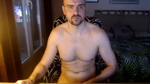 chicocam1983 online show from March 2025 05:11:02 PM