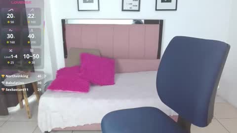 LAURA online show from February 2026 10:35:02 PM