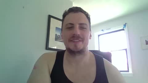 Snapshot of chillsfguy chatting on February 2026 05:01:01 PM Chillsfguy online show from February 2026 05:01:01 PM