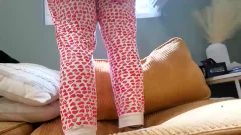 yoursensualparadise online show from April 2026 12:20:01 PM