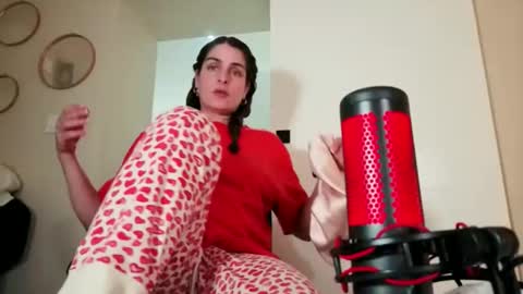 yoursensualparadise online show from April 2026 10:23:02 PM