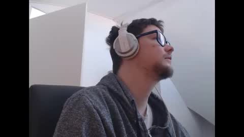 chillzonecam online show from September 2025 10:03:02 AM