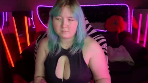 Chim-Chim online show from November 2025 02:32:02 AM