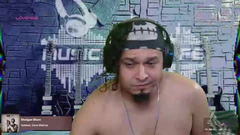 Enrique online show from March 2025 05:11:02 PM