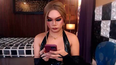 Franching Lee online show from July 2026 11:06:02 AM