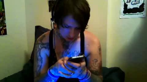 chl0efromthestars online show from October 2025 03:17:02 AM