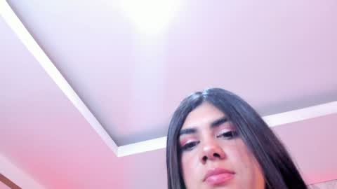 Chloe Fox  online show from July 2026 01:04:02 PM